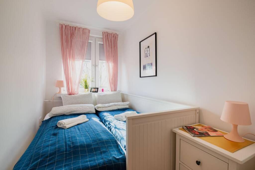 White Beds - For 6 People In The Center Krakau